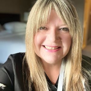 Meet your Posher, Kim